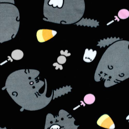 Pusheen Fall23 BlanketDetail